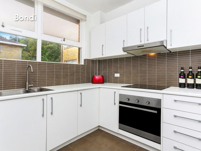 Home Buyer in Bondi Beach, Sydney - Kitchen