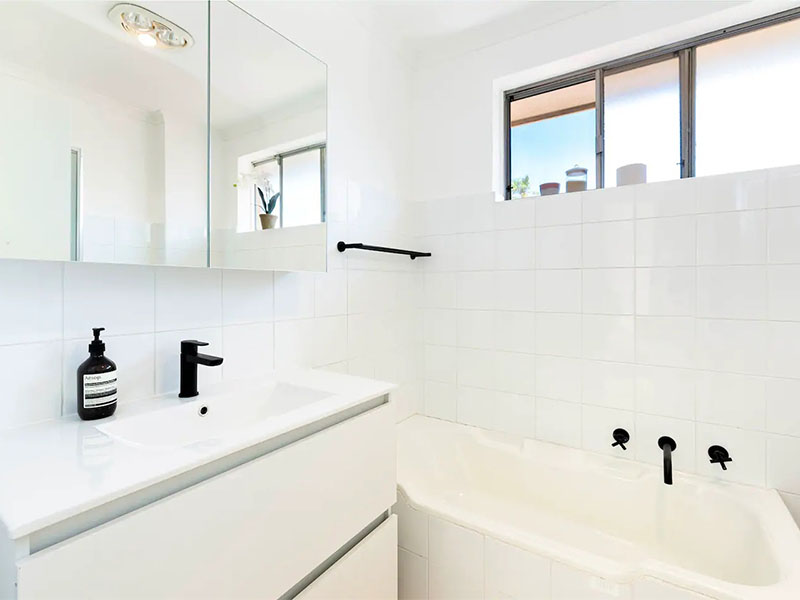 Home Buyer in Bondi Beach, Sydney - Bathroom