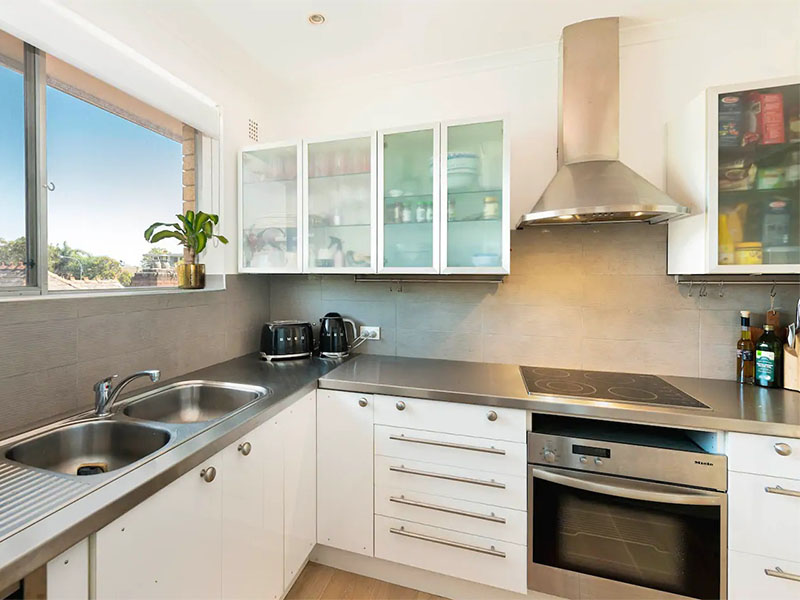 Home Buyer in Bondi Beach, Sydney - Kitchen