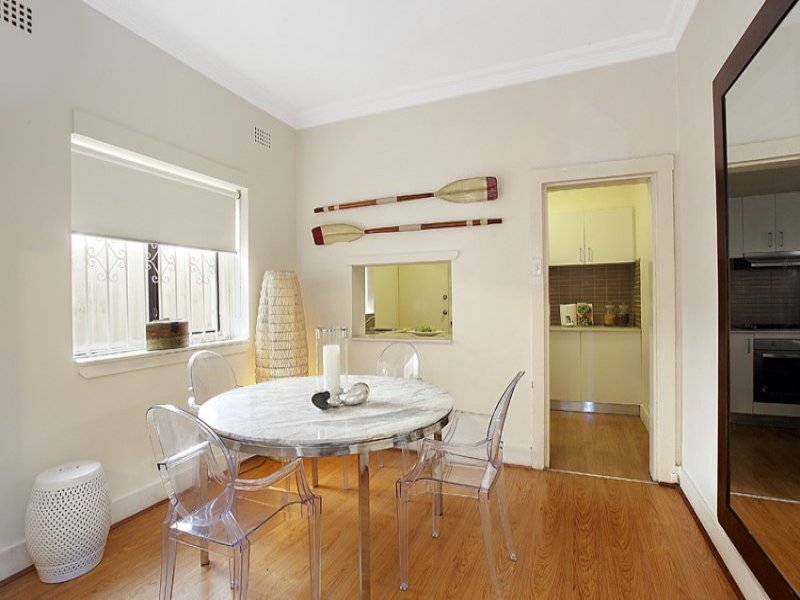 Buyers Agent Purchase in Campbell Parade Bondi Beach, Sydney - Dining Room