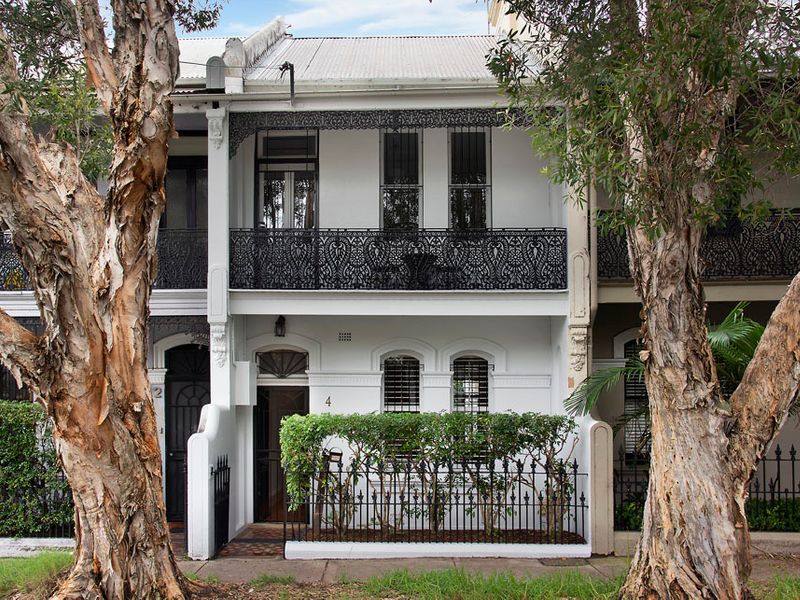 Home Buyer in Bondi Junction Terrace, Sydney - Main