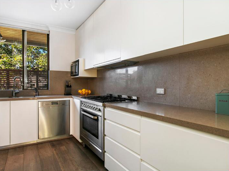 Home Buyer in Bondi Junction, Sydney - Kitchen