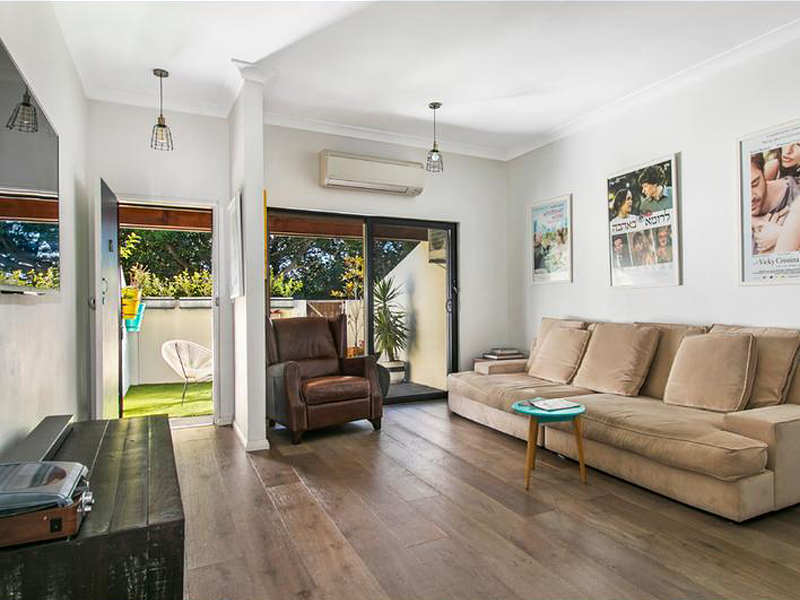 Home Buyer in Bondi Junction, Sydney - Living Room