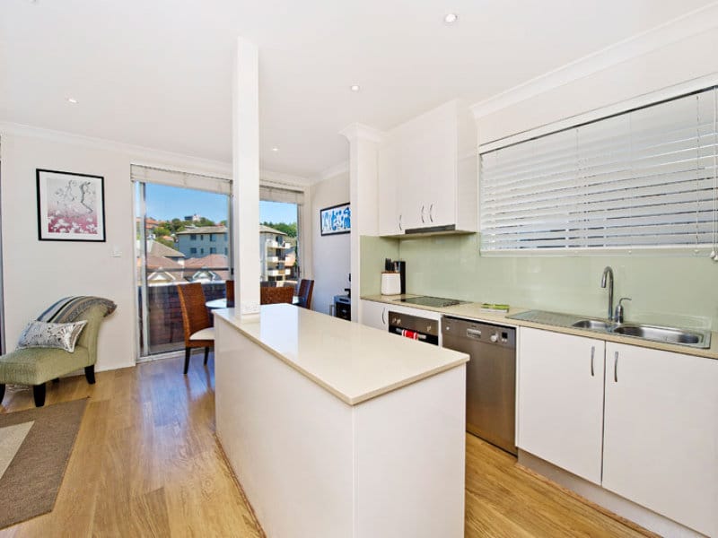 Bondi Beach Investment Property - kitchen