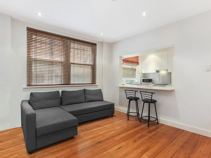Bondi Beach Home Buyer - Livingroom