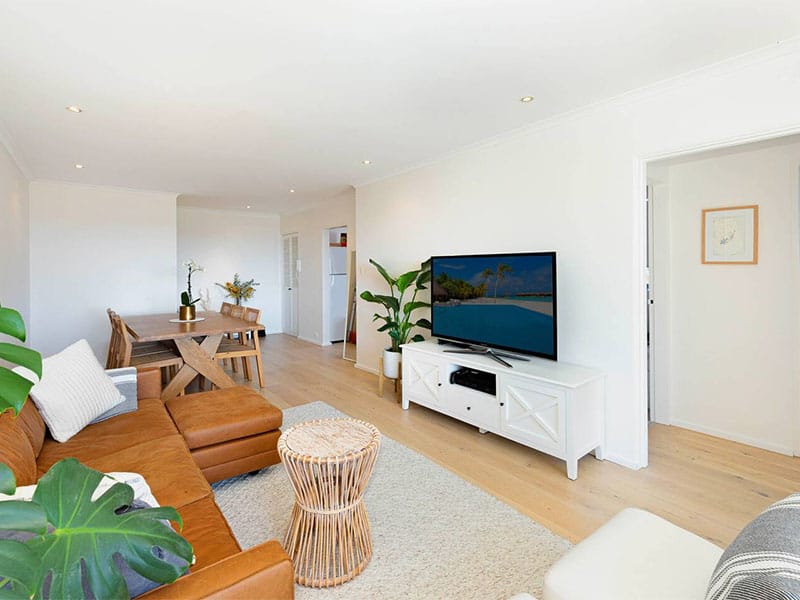 Bondi Beach Home Buyers - Livingroom