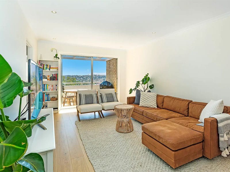 Bondi Beach Home Buyers - Livingroom view