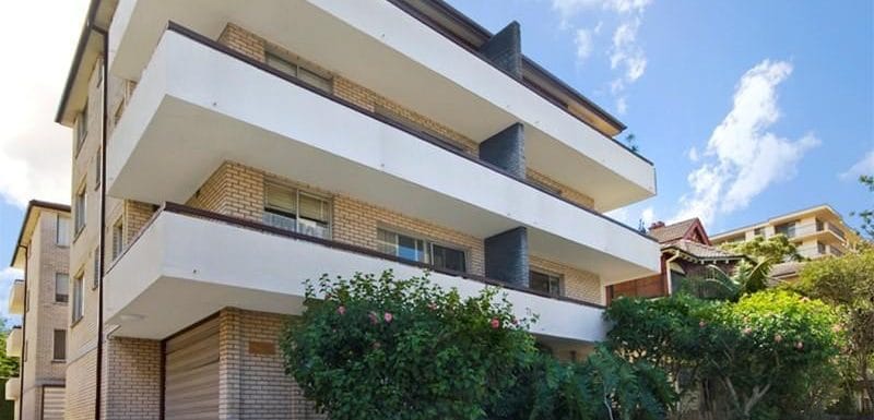 Bondi Buyers Agent - Front view