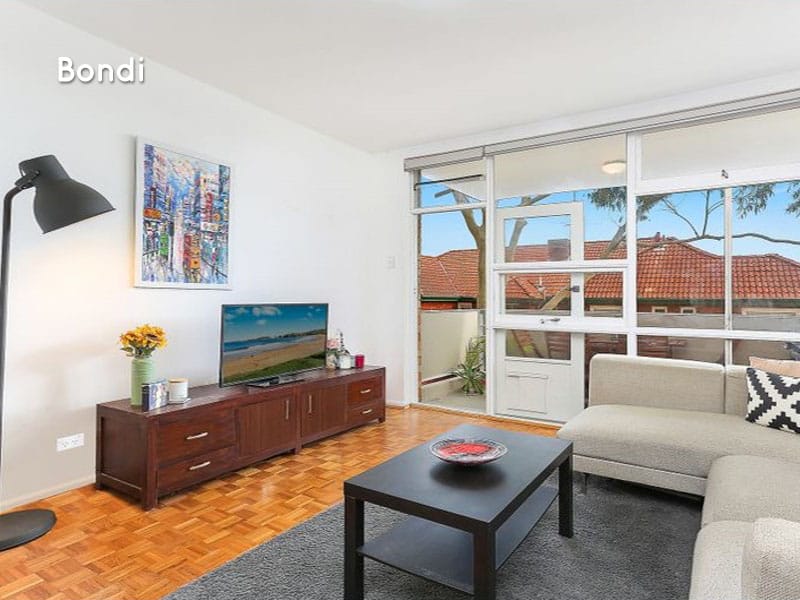 Bondi Home Buyers - Lounge