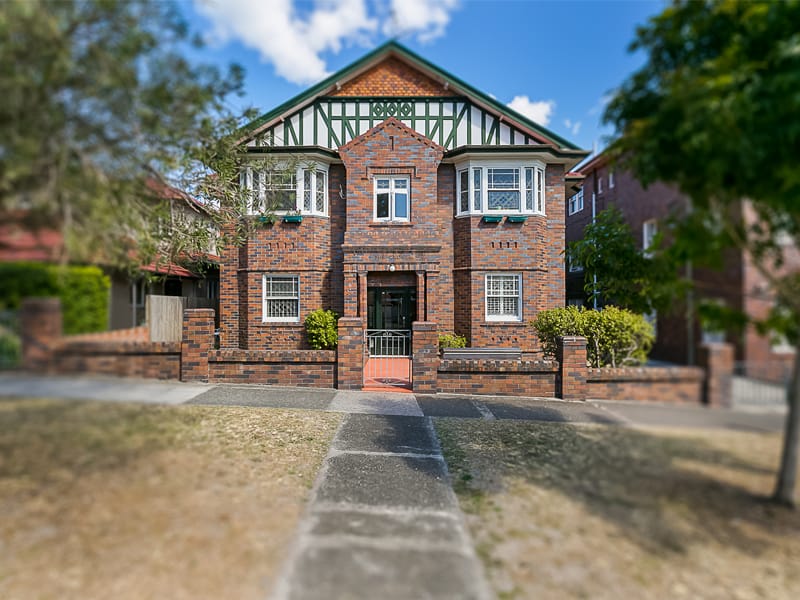 Bondi Junction Allen Parade - Front view