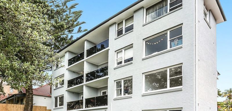 Denham St Bondi Beach - Frontview