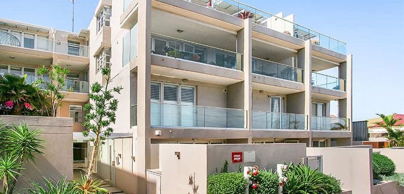 Eastern Suburbs Beaches Property Buyers Agent - Frontview