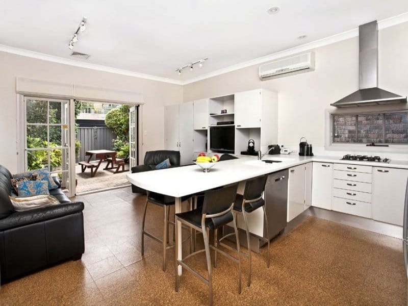 Home Buyers in Queens Park - Dinning Area