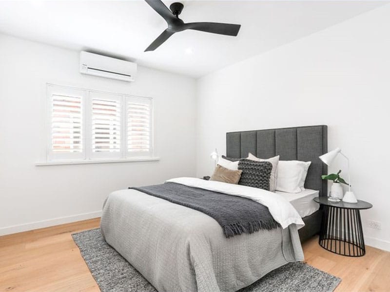 North Bondi Oversized Apartment - Bedroom 1