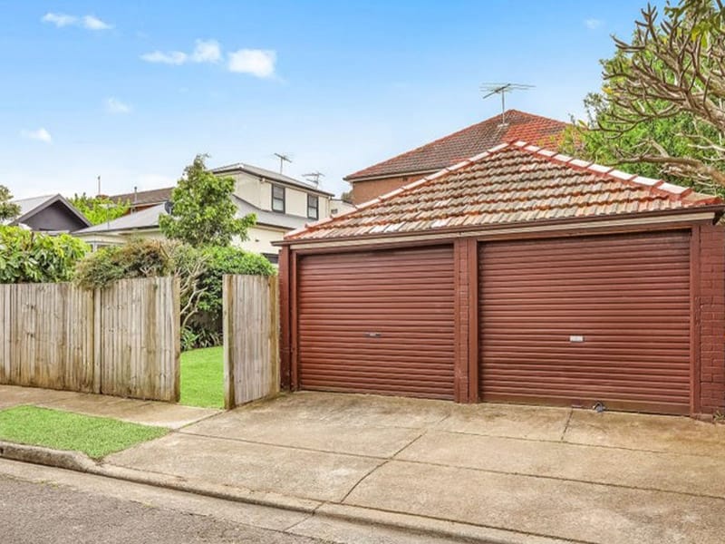 Brae St, Bronte Buyers Agent Purchase - Garage