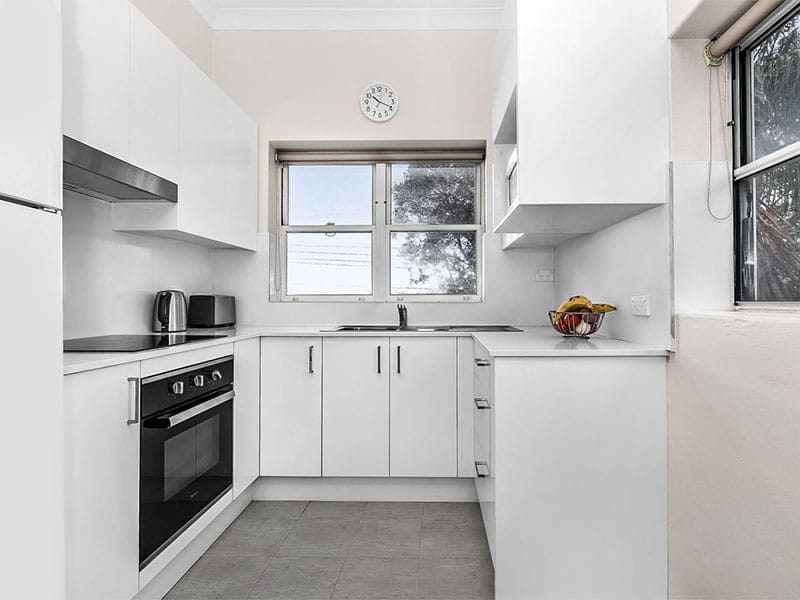 Queens Park Investment Buyer - Kitchen