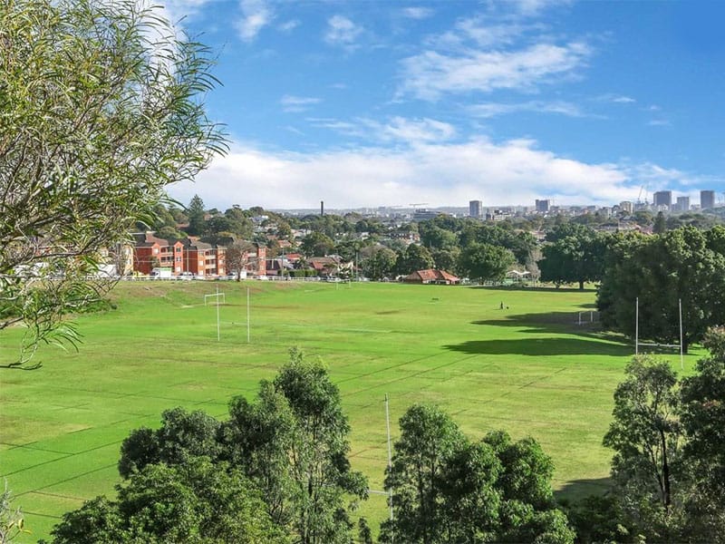 Queens Park Investment Buyer - Location