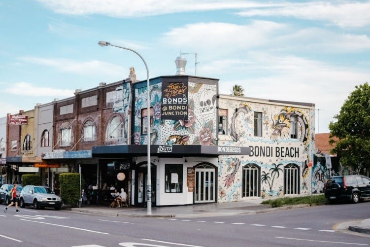 Bondi Beach street view