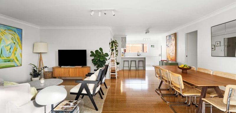 Buyers Agent purchase in Bennett St, Bondi - Living-Room side 1