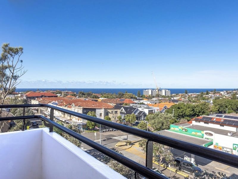 Buyers Agent Purchase in Bondi Rd, Bondi Beach - Balcony View